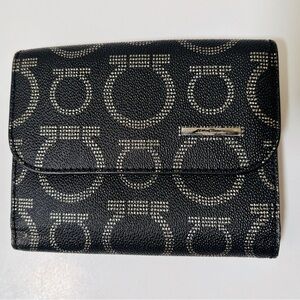 Black and Gray Ferragamo Bi-fold Wallet with front pocket | card and cash